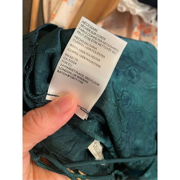 Urban Outfitters Women’s Green Uo Lily Jacquard Lace-Up Wide Leg Jumpsuit Size 6 - Picture 6 of 7